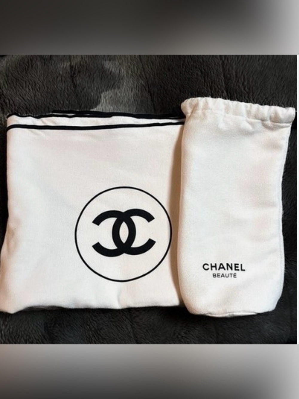 GWP Chanel travel blanket